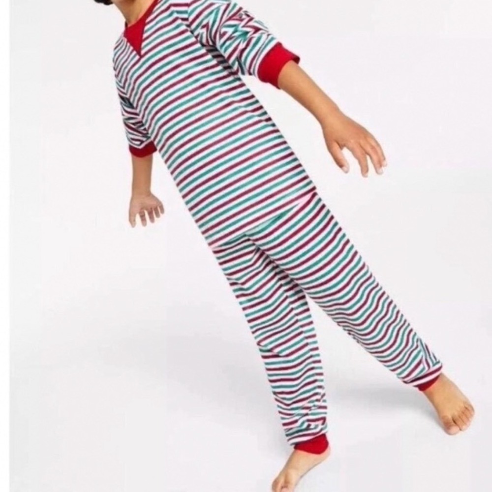 Kids NWT 14-16 Red Green Striped Waffle Knit 2pc Holiday Christmas Pajama Set